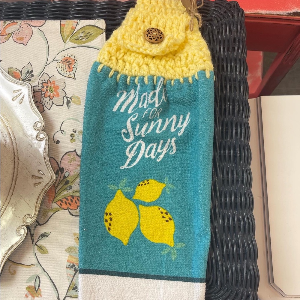 Handmade crochet topper w/dishcloth